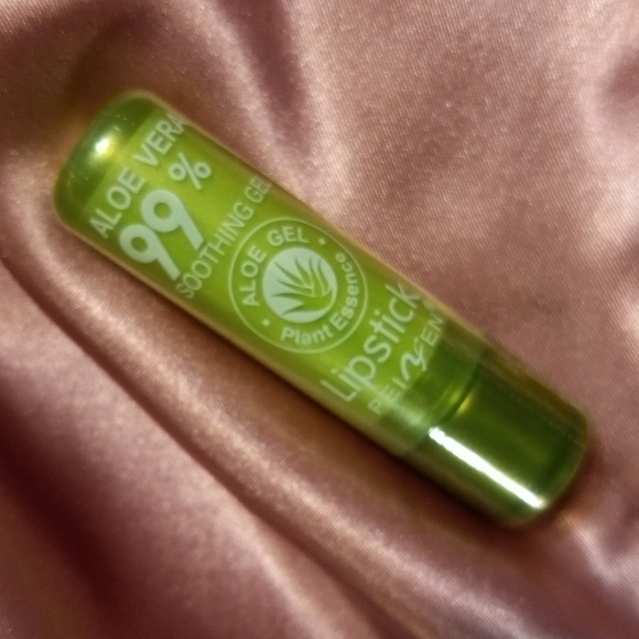 Makeup: Bundle of 3 Goodies...SEALED! - Picture 6 of 11